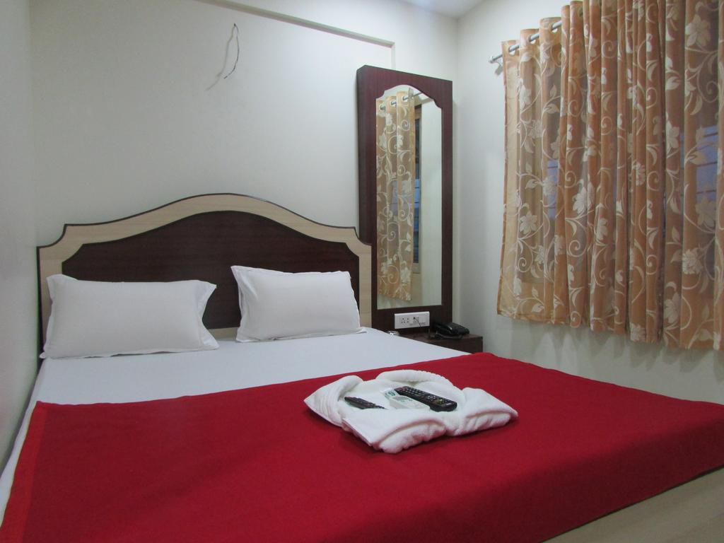 Royal Annex Hotel Bombaim Quarto foto